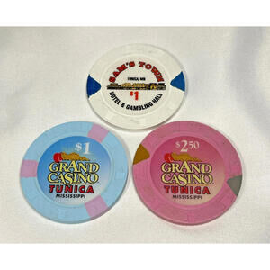 Sam’s Town Hotel & Gambling Hall & Grand Casino Tunica MS Gambling Chips CLOSED